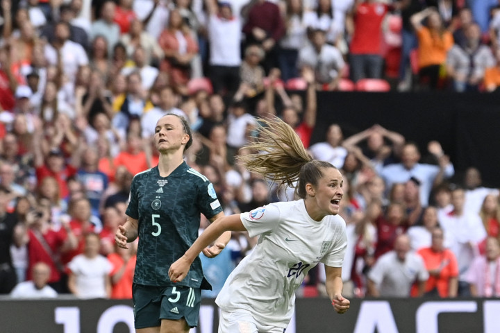 Setelah bermain tanpa gol hingga babak pertama usai, Inggris sukses membuka keunggulan berkat aksi Ella Toone pada menit ke-62.