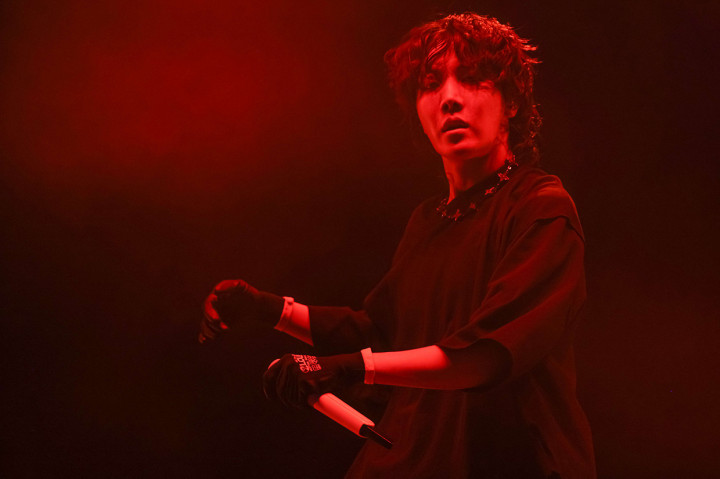 J-Hope BTS menjadi artis Korea pertama yang masuk dalam jajaran line-up festival musik Lollapalooza yang digelar Chicago sejak 28 Juli 2022 lalu.