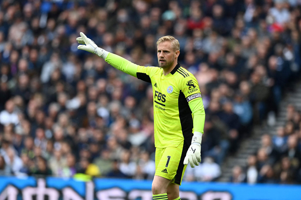 Setelah 479 pertandingan bersama The Foxes selama 11 musim, dia menjadi pemain ketiga yang paling lama membela Leicester.