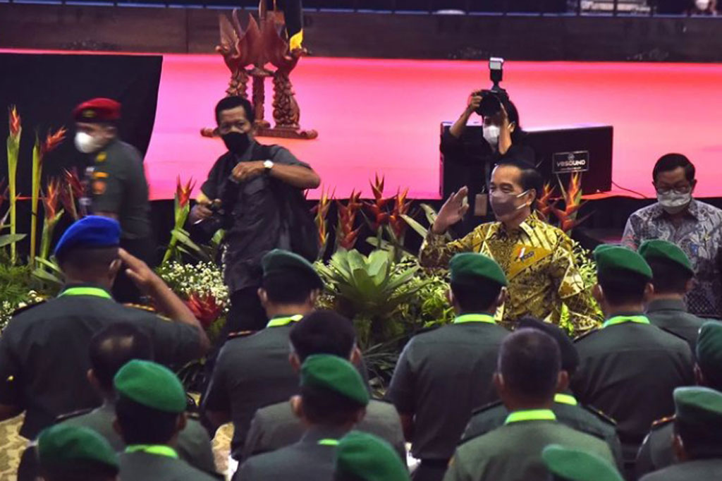Presiden Joko Widodo menghadiri peresmian pembukaan Silaturahmi Nasional (Silatnas) dan HUT  ke-19 Persatuan Purnawirawan TNI AD
(PPAD) 2022 di Sentul International Convention Center, Kabupaten Bogor, Jawa Barat, Jumat, 5 Agustus 2022.