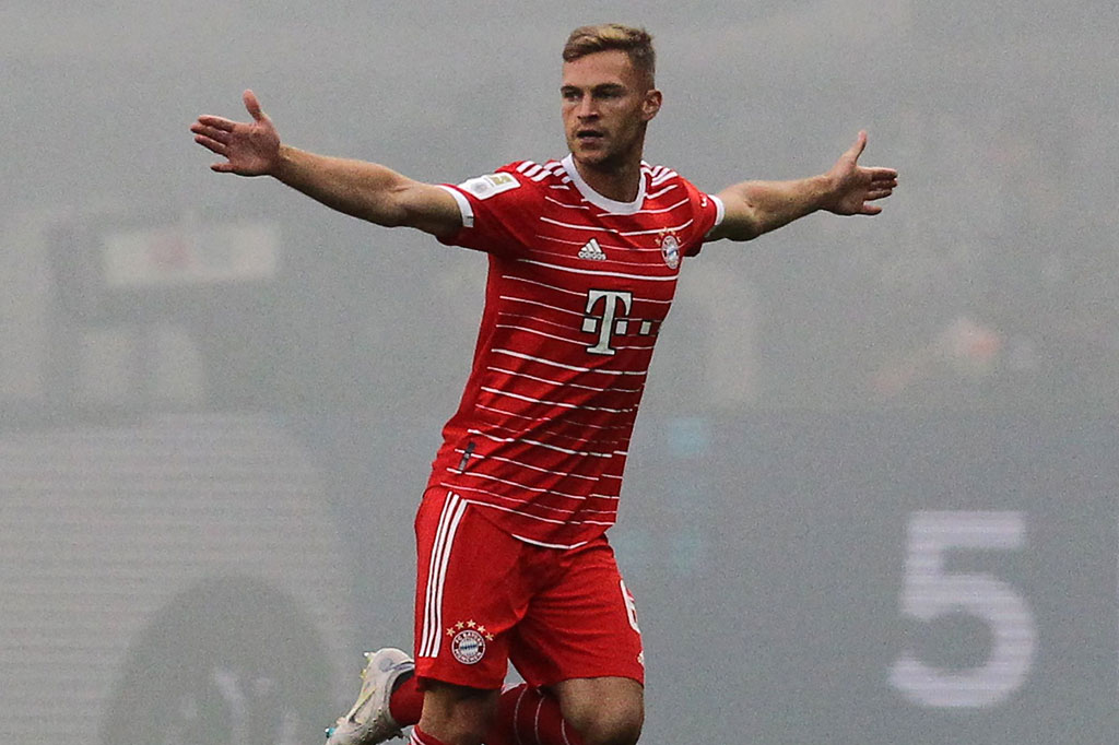 Joshua Kimmich membuka keunggulan untuk tim tamu saat laga baru berjalan lima menit lewat tendangan bebas. Tembakan melengkungnya gagal diantisipasi kiper Kevin Trap, dan bola membentur tiang sebelum masuk ke gawang.