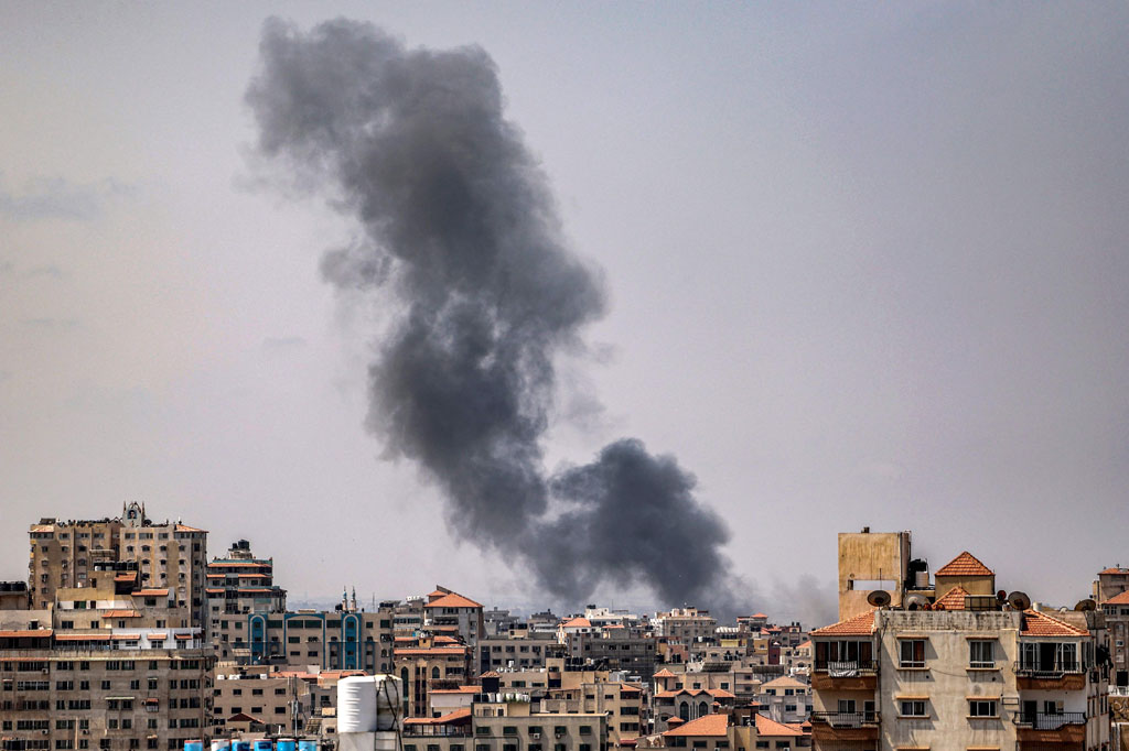 Israel mengatakan pihaknya terpaksa meluncurkan operasi 'pre-emptive' terhadap Jihad Islam, karena bersikeras bahwa kelompok itu merencanakan serangan segera menyusul ketegangan berhari-hari di sepanjang perbatasan Gaza.