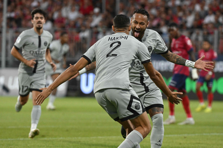 Tidak hanya mencetak gol, Messi juga sukses memberikan assist untuk gol yang dicetak oleh Neymar pada menit ke-8. 