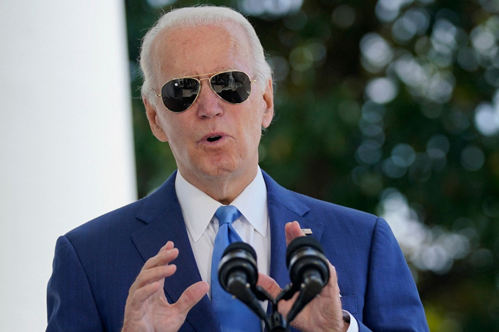 Presiden Amerika Serikat (AS) Joe Biden dinyatakan negatif Covid-19 setelah sempat terinfeksi virus tersebut selama berhari-hari. Kabar terbaru ini disampaikan langsung dokter Gedung Putih pada Sabtu, 6 Agustus 2022.