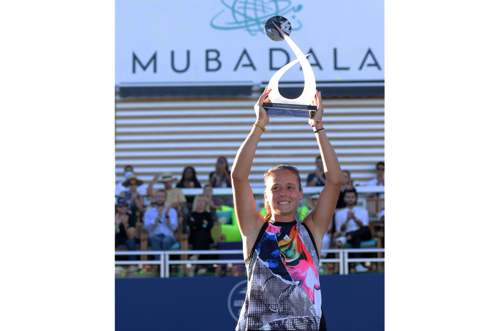 Petenis Rusia tersebut tidak kehilangan satu set pun dalam perjalanan ke final, dengan mengalahkan mantan juara AS Terbuka, Bianca Andreescu dan unggulan teratas Maria Sakkari di babak penyisihan. 
