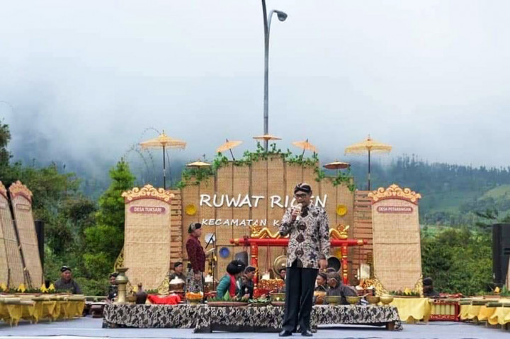 Khadziq menuturkan semua ikhtiar dalam bertani tembakau dilakukan supaya mendapat berkah dari Allah SWT.