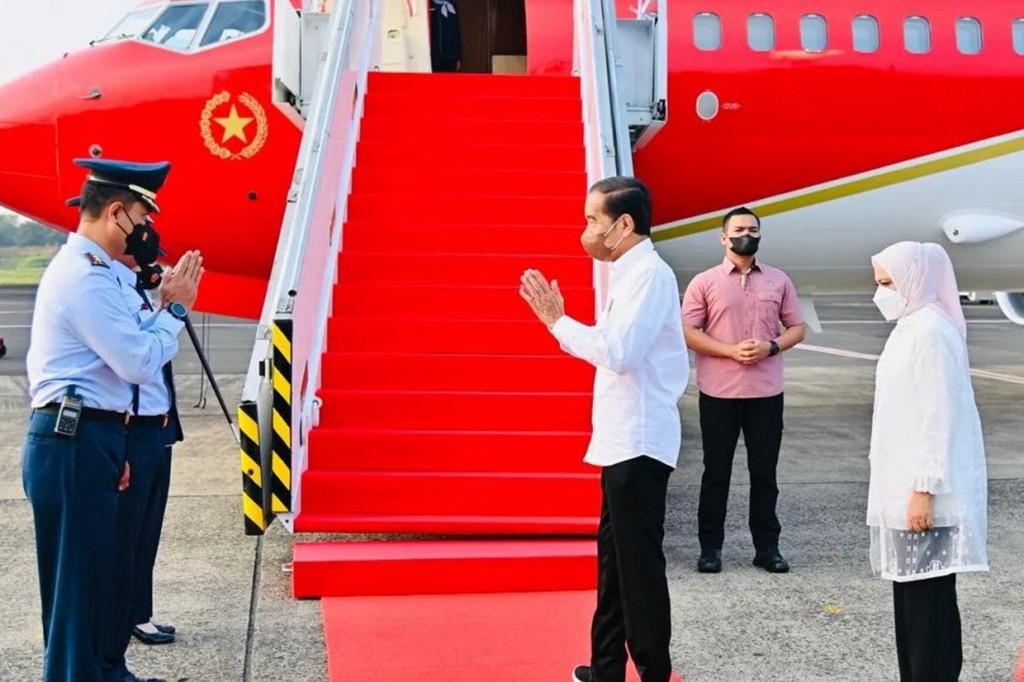 Jokowi dijadwalkan akan meresmikan Terminal Kijing Pelabuhan Pontianak hingga RSUD dr Soedarso.