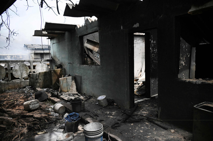 Kebakaran hebat yang melanda tangki minyak di Kuba akhirnya bisa diatasi setelah beberapa hari api berkobar.