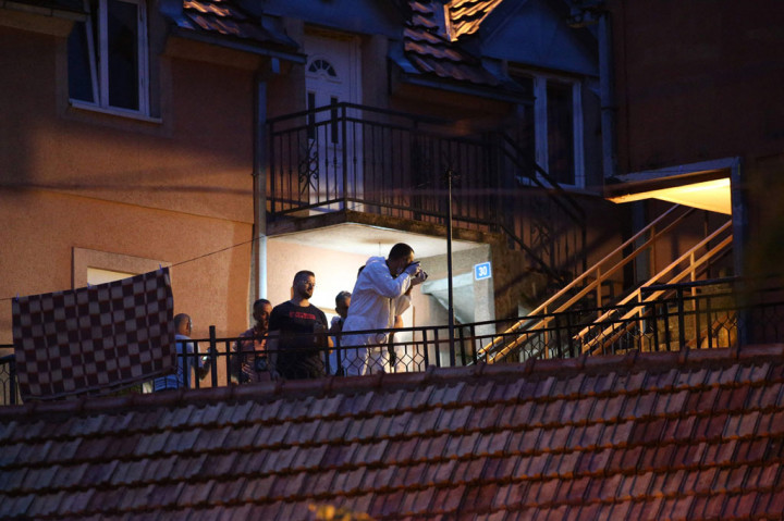 Seorang penembak menewaskan sedikitnya 11 orang termasuk dua anak dalam penembakan massal di pusat kota Cetinje di Montenegro pada hari Jumat, 12 Agustus 2022 waktu setempat. Ini merupakan salah satu insiden kekerasan paling mematikan yang mengguncang negara Adriatik itu.