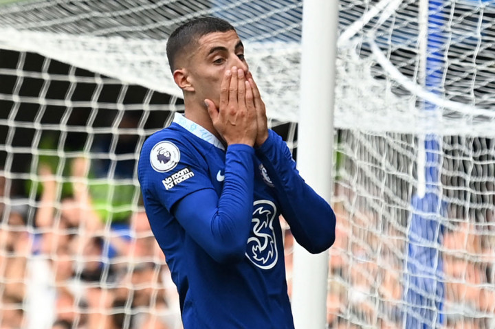 Chelsea menghadirkan peluang berbahaya pertama pada menit ke-17 lewat Kai Havertz usai menerima umpan dari Raheem Sterling. Sayang tembakan Havertz masih mampu diblok kiper Hugo Lloris menggunakan kakinya dan hanya menghasilkan sepak pojok.