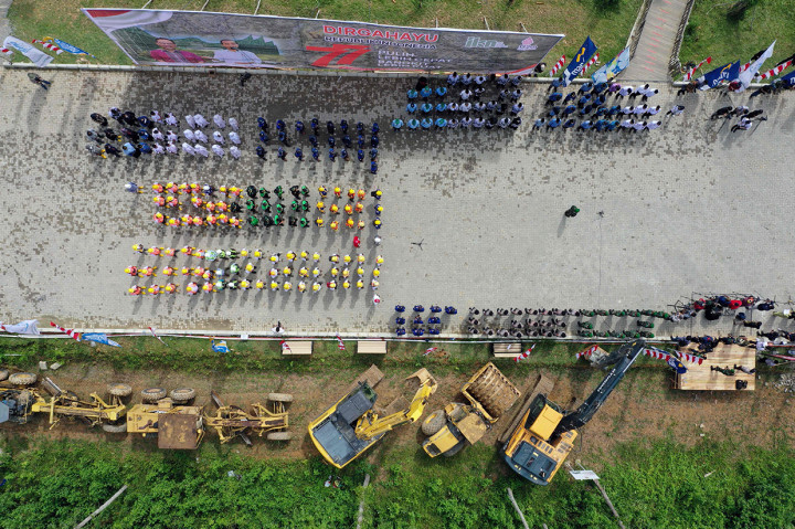 Meski acara sederhana, namun momen peringatan tersebut menjadi tanda kesiapan negara dalam membangun IKN. 