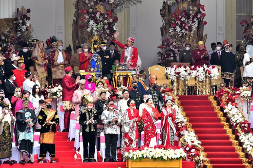 HUT ke-77 RI tersebut mengangkat tema Pulih Lebih Cepat, Bangkit Lebih Kuat.