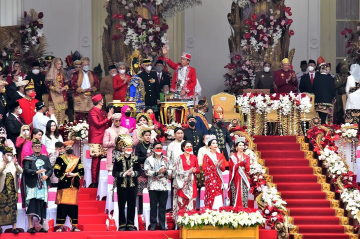 HUT ke-77 RI tersebut mengangkat tema Pulih Lebih Cepat, Bangkit Lebih Kuat.