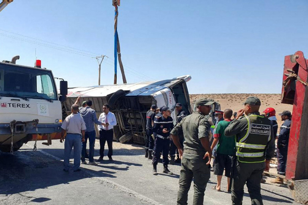 Bus tersebut melakukan perjalanan antara Casablanca dan daerah pedesaan Ait Attab, dekat kota Beni Mellal di kaki pegunungan High Atlas.