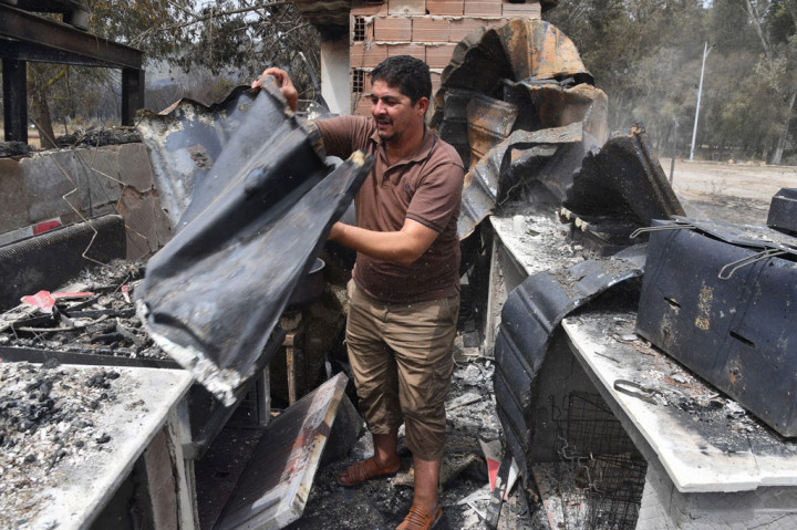Seorang jurnalis di El Tarf menggambarkan adegan kehancuran di jalan menuju El Kala di timur laut jauh negara itu. 