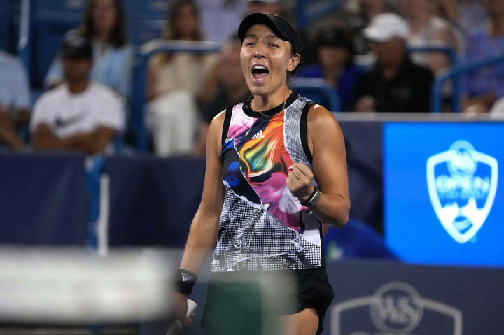 Peringkat teratas Amerika Jessica Pegula mengakhiri laju juara US Open, Emma Raducanu pada babak ketiga Cincinnati Masters, Kamis, 18 Agustus 2022 waktu setempat.