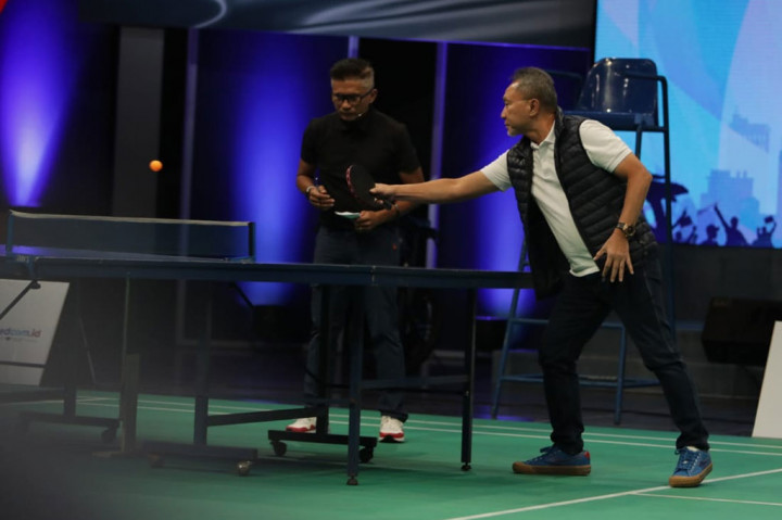 Dilanjutkan dengan pertandingan tenis meja yang dipimpin oleh wasit sportcaster senior Metro Tv Boy Noya. Kali ini, tenis meja mempertemukan ketua tim putih Susi Pudjiastuti dengan ketua tim merah Zulkifli Hasan. Pertandingan pun dimenangkan Zulkifli.