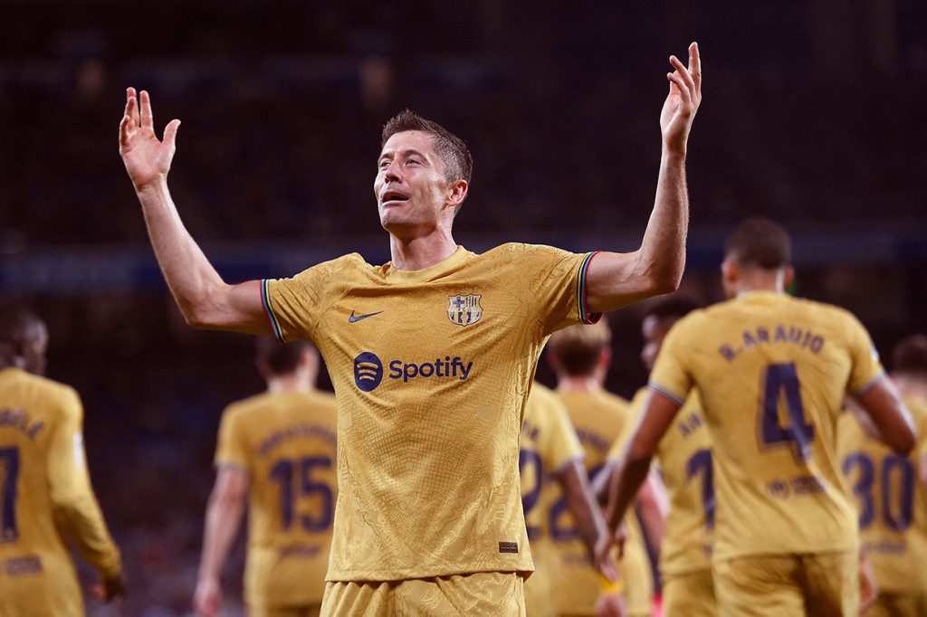 Barcelona memetik tiga poin perdana di Liga Spanyol 2022-2023 usai menaklukkan tuan rumah Real Sociedad pada jornada kedua.