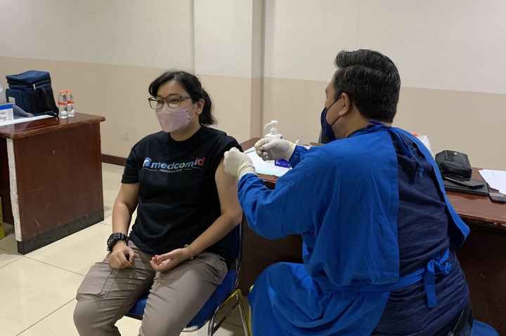 Kegiatan vaksinasi yang bekerja sama dengan Biofarma ini dilakukan selama tiga hari dari Selasa, 23 Agustus-Kamis, 25 Agustus 2022, untuk 1.500 karyawan.
