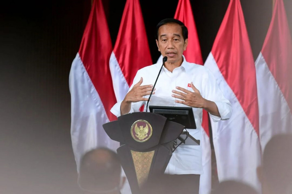 Saat memberi pengarahan kepada pimpinan Kadin Indonesia dan Kadin tingkat provinsi di Taman Mini Indonesia Indah, Jakarta, Selasa, Presiden Jokowi mengingatkan bahwa gandum menjadi salah satu komoditas yang masih harus impor di tengah situasi krisis pangan global, tapi hal itu bisa diantisipasi dengan subtitusi impor.
