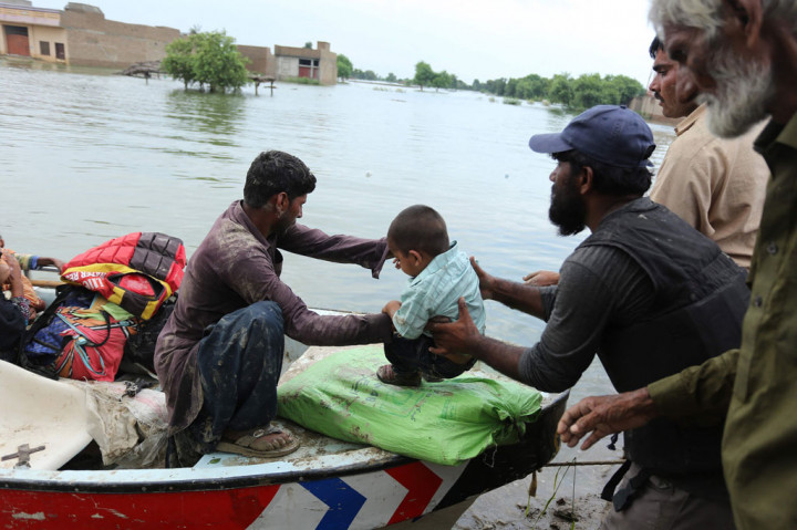 Menteri Perubahan Iklim Sherry Rehman mengatakan pihak berwenang akan mengajukan permohonan bantuan internasional setelah penilaian selesai.