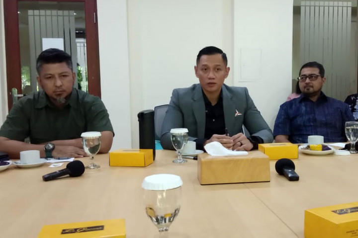 Ketua Umum Partai Demokrat Agus Harimurti Yudhoyono (AHY) melakukan kunjungan ke Media Group Network di Komplek Media Group, Kedoa, Kebun Jeruk, Jakarta, Kamis, 25 Agustus 2022. 