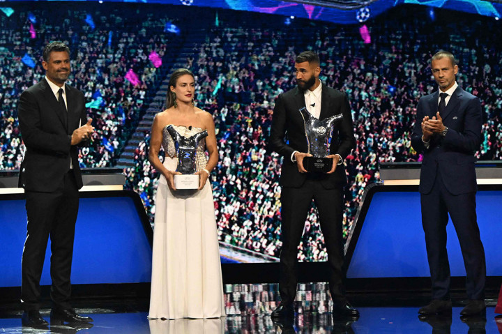 Benzema meraih penghargaan putra mengungguli rekan setimnya Thibaut Courtois dan gelandang Manchester City Kevin De Bruyne. Sementara Putellas mengungguli pemain Inggris dan Arsenal, Beth Mead, dan gelandang muda Jerman Lena Oberdorf (Wolfsburg).