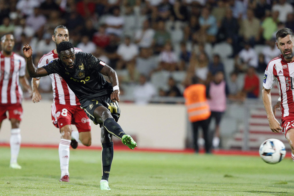 Ajaccio, yang sejauh ini masih tanpa kemenangan, kembali kebobolan sebelum turun minum ketika Jonathan Bamba mengonversi umpan silang dari Jonathan David.