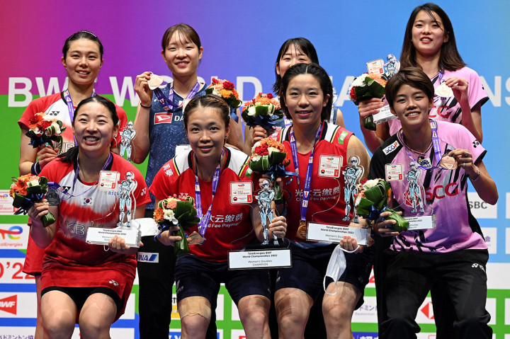 Dengan gelar ini, Chen/Jia berhasil mempertahankan gelar juara dunia yang didapat tahun lalu. Pada edisi sebelumnya, Chen/Jia juga mengalahkan pasangan Korsel, Lee So-hee/Shin Seung-chan.