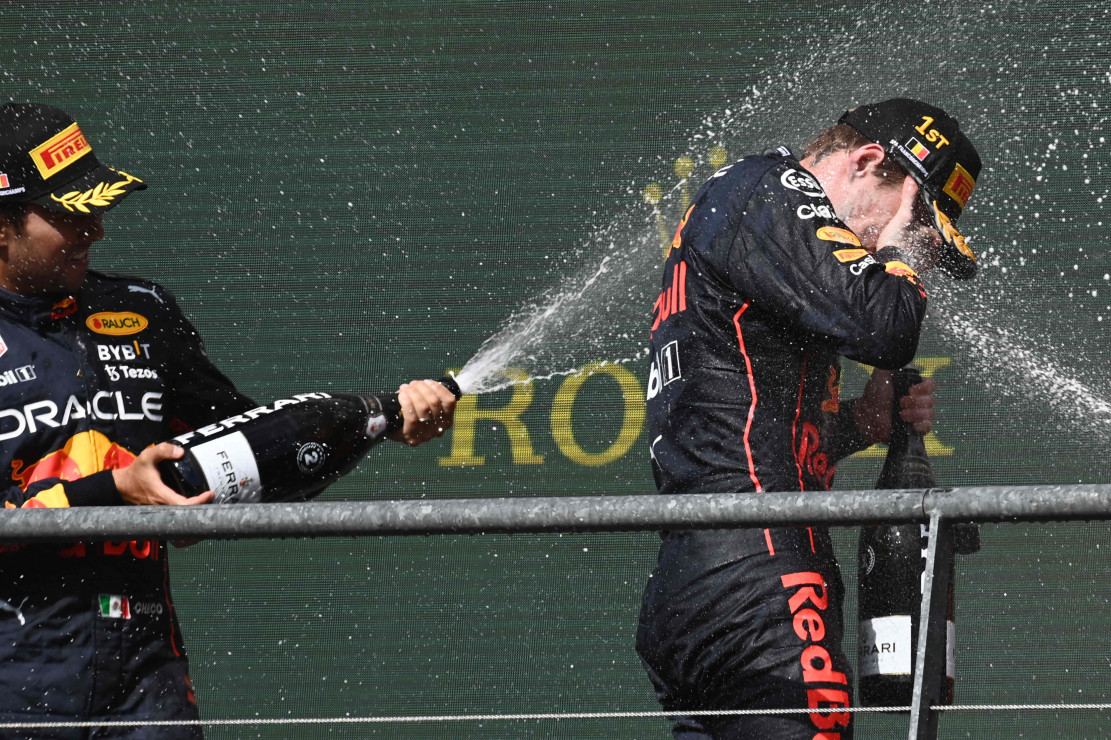 Selebrasi Max Verstappen Usai Juara F1 GP Belgia