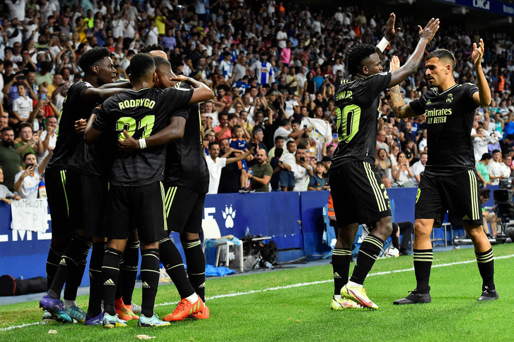 Dengan hasil ini Real Madrid memimpin klasemen sementara Liga Spanyol dengan raihan 9 angka. Sementara Espanyol tertahan di peringkat 16 dengan baru mendulang satu poin.