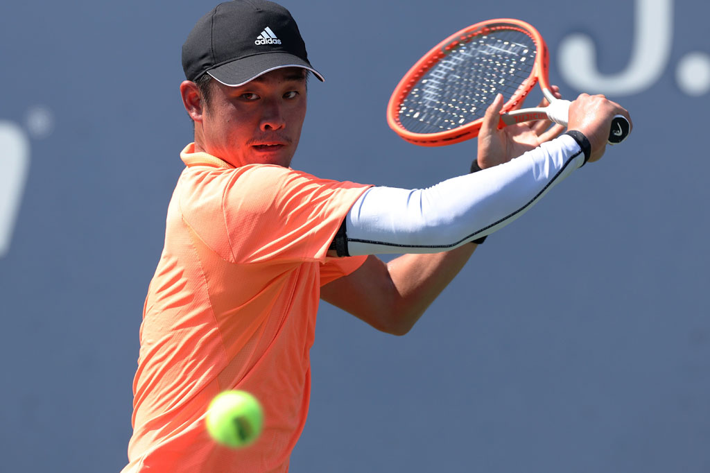 Wu, 22, menang 6-3, 6-4, 6-0 di ronde pembuka, dengan melepaskan sembilan ace dalam 31 pukulannya melewati lawannya dari Georgia.