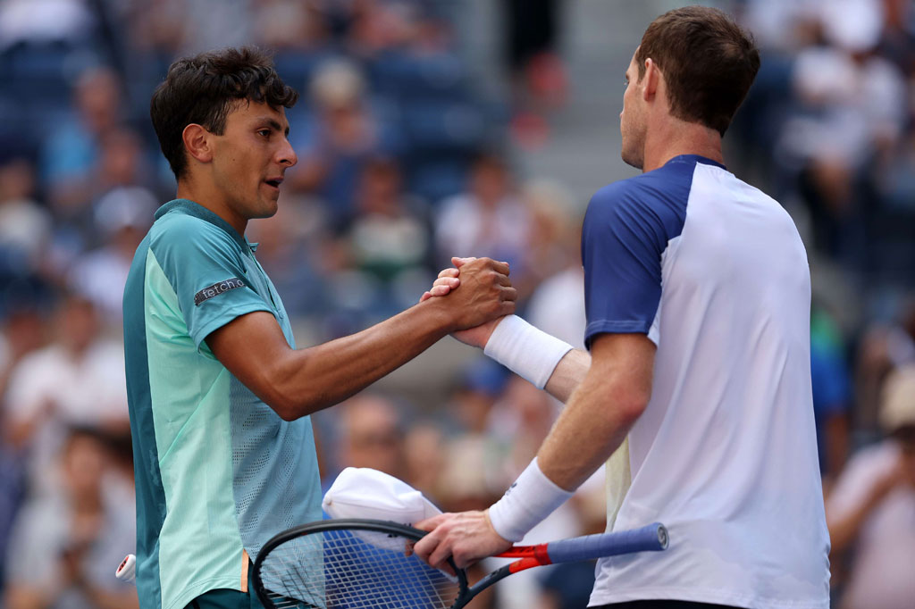 Di babak kedua Murray bertemu petenis tuan rumah  Emilio Nava, dan keluar sebagai pemenang dengan skor 5-7, 6-3, 6-1, 6-0.