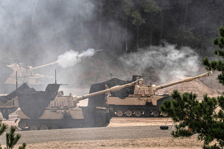 Latihan mencakup tembakan langsung dari howitzer, tank, senapan mesin, dan mortir AS-Korsel.
