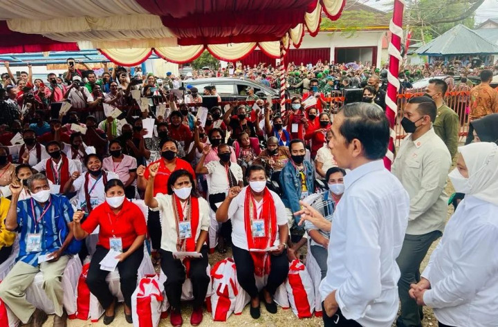 Sementara itu, terkait kepastian harga BBM sendiri, Jokowi mengaku masih menunggu kalkulasi.
