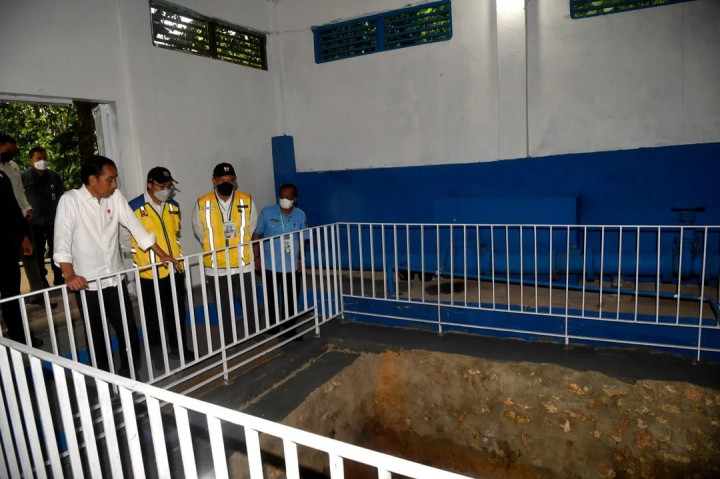 Pada kesempatan tersebut Presiden meminta Kementerian Pekerjaan Umum dan Perumahan Rakyat (PUPR) turut mengantisipasi lonjakan kebutuhan air di Kabupaten Kepulauan Tanimbar, Maluku, dampak dari pembangunan lapangan hulu minyak dan gas abadi Blok Masela.