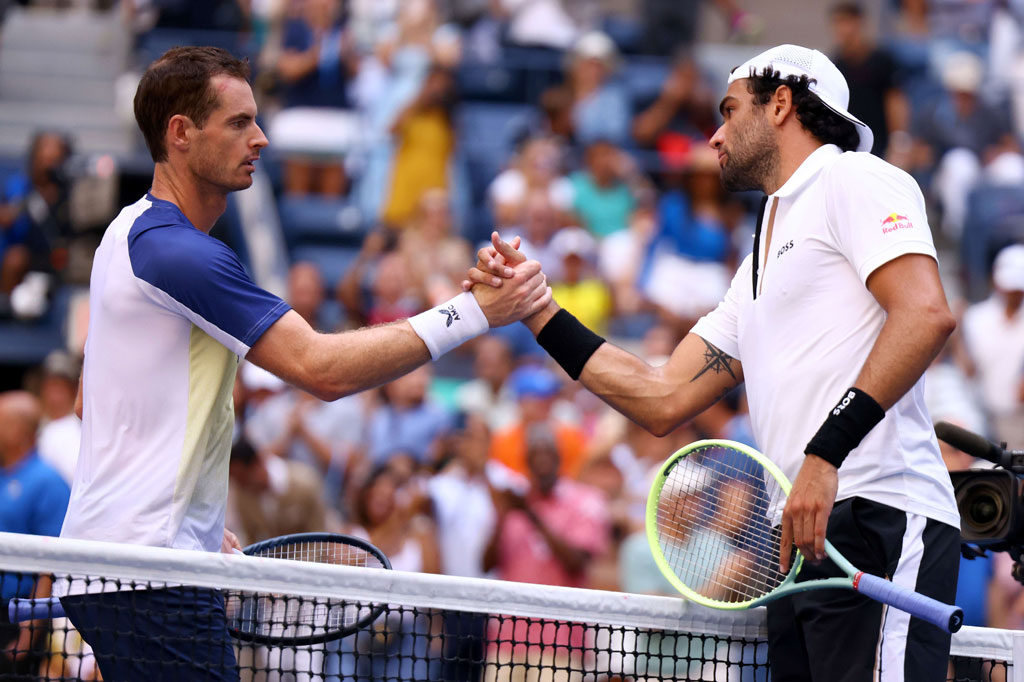 Petenis peringkat 14 dunia Berrettini mengalahkan Andy Murray dengan skor 6-4, 6-4, 6-7 (1/7), 6-3, menghasilkan 18 ace dan total 55 winner di Arthur Ashe Court.