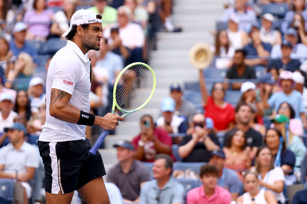 Sebagai semifinalis pada 2019 dan perempat finalis tahun lalu, petenis berusia 26 tahun itu akan menghadapi petenis Spanyol Alejandro Davidovich Fokina untuk memperebutkan tempat di delapan besar.