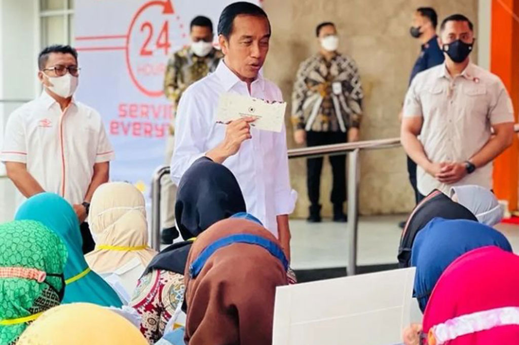 Terkait adanya laporan masyarakat tentang BLT BBM tidak tepat sasaran, Presiden menyampaikan bahwa penerima manfaat BLT BBM berjumlah cukup banyak yang mencapai 20.600.000 orang. 