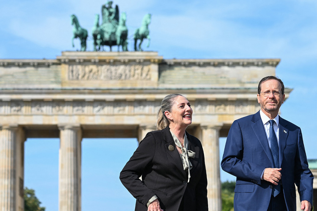 Ia akan bergabung dalam peringatan 50 tahun pembantaian di Olimpiade Mnchen 1972, saat 11 atlet Israel kehilangan nyawa dalam serangan teroris.