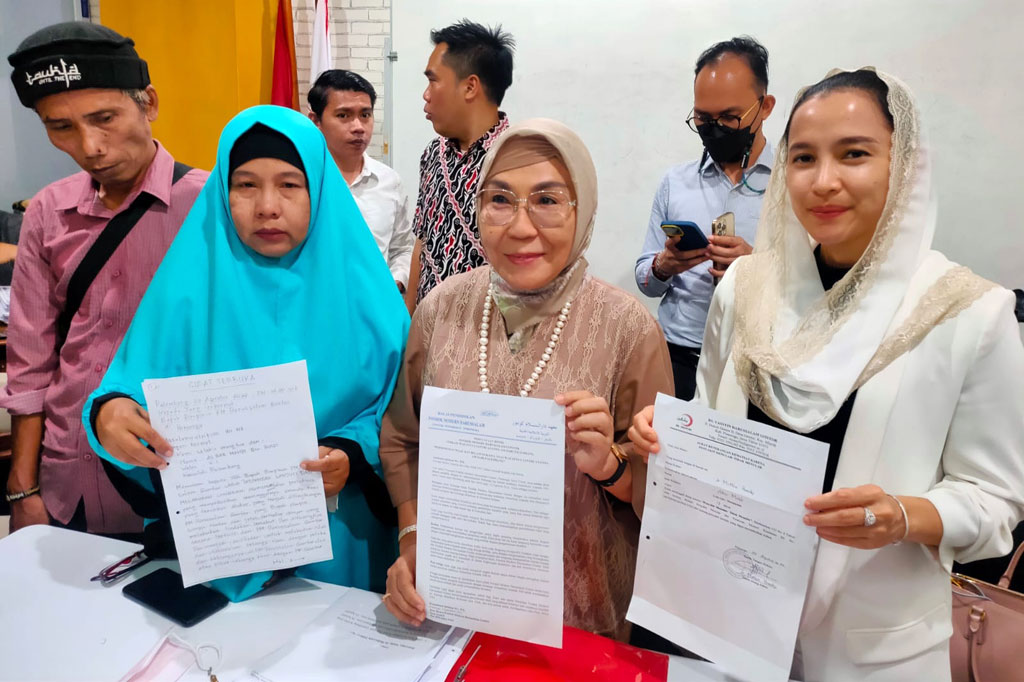 Sementara itu, ibu korban AM, Soimah, berharap pihak keluarga mendapat kejelasan mengenai peristiwa dugaan penganiayaan yang dialami anaknya. Keluarga juga berharap kasus kekerasan terhadap santri tersebut menjadi yang terakhir dan jangan sampai terulang kembali.