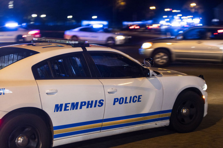 Seorang pria menewaskan sedikitnya empat orang dan melukai tiga lainnya dalam penembakan selama berjam-jam di Memphis, Amerika Serikat pada Rabu, 7 September 2022, sementara tersangka berhasil diringkus oleh petugas.