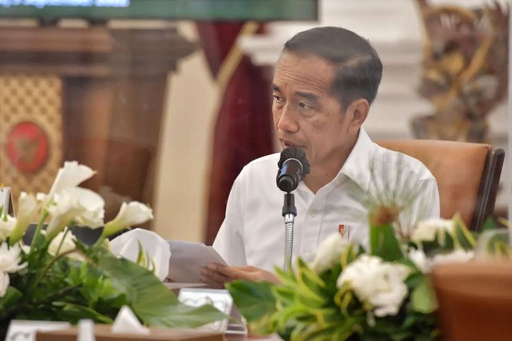 Presiden Joko Widodo meminta ada perubahan secara menyeluruh terhadap pelayanan imigrasi di Indonesia karena selama ini banyak menimbulkan keluhan.