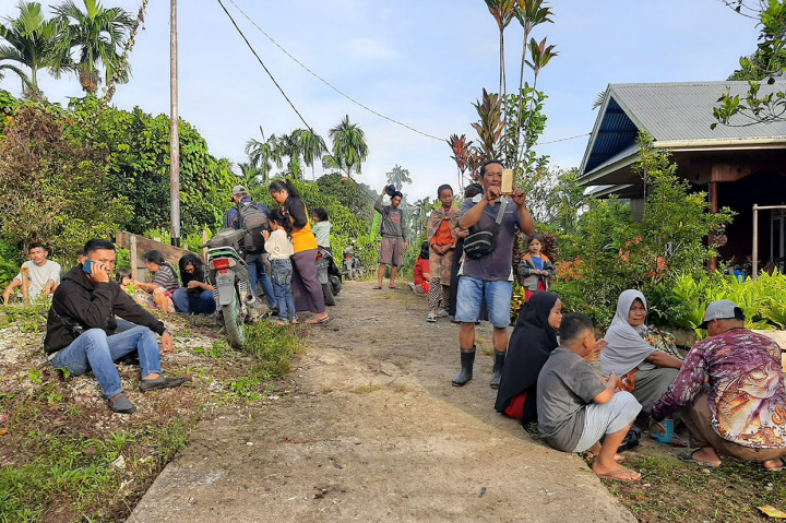 Sejumlah orang mengalami luka akibat gempa bumi yang secara beruntun mengguncang kawasan Kepulauan Mentawai, Sumatra Barat (Sumbar), Minggu, 11 September 2022.