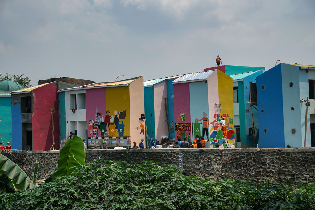 Total terdapat 138 rumah yang direvitalisasi menggunakan dana Baznas-Bazis DKI Jakarta dengan anggaran Rp7,8 miliar serta mengusung konsep pengembangan daerah tepian air (water front city).