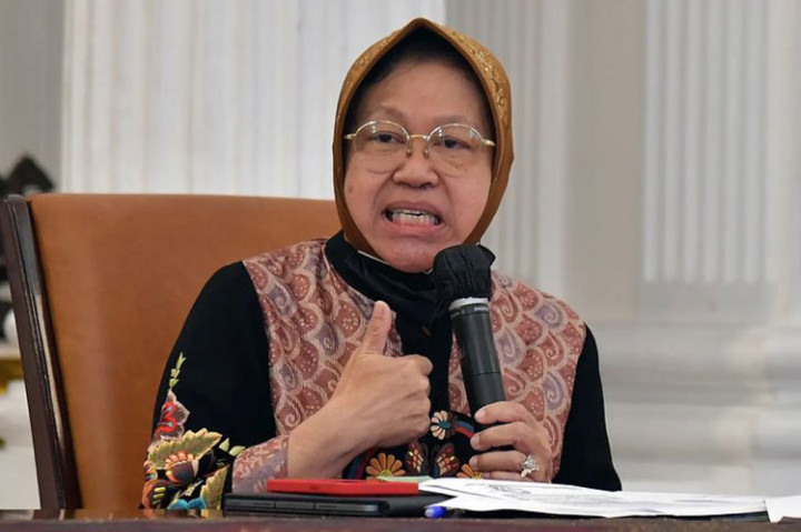 Pemerintah berupaya untuk mempercepat penyaluran BLT BBM dan menargetkan 90 persen dari keluarga penerima manfaat (KPM) dapat menerima bantuan tersebut pada pekan ini. Demikian disampaikan Mensos Tri Rismaharini dalam keterangan persnya bersama Presiden Joko Widodo dan Menaker Ida Fauziyah di Istana Merdeka, Jakarta, Jumat, 16 September 2022.