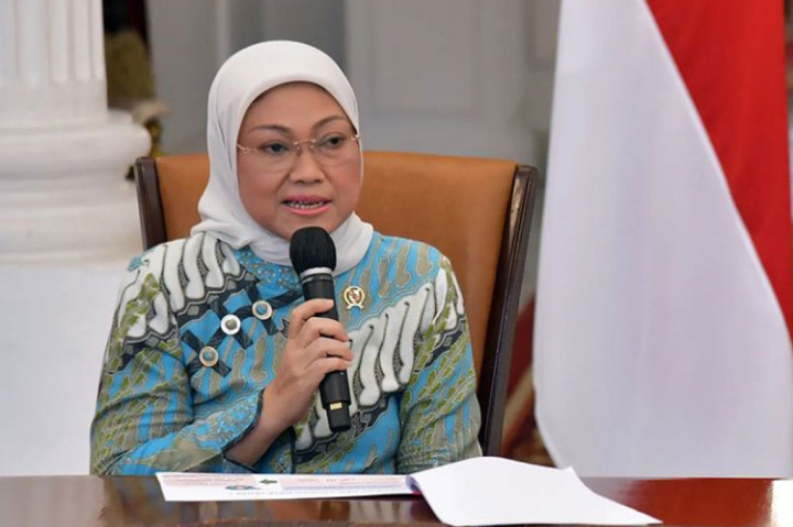 Sementara Menteri Ketenagakerjaan Ida Fauziyah menjelaskan bahwa pemerintah menyalurkan bantuan subsidi upah (BSU) kepada pekerja atau buruh dengan upah maksimal Rp3,5 juta atau senilai dengan upah minimum provinsi atau kabupaten/kota. Ida menekankan bahwa bantuan tersebut berlaku secara nasional.