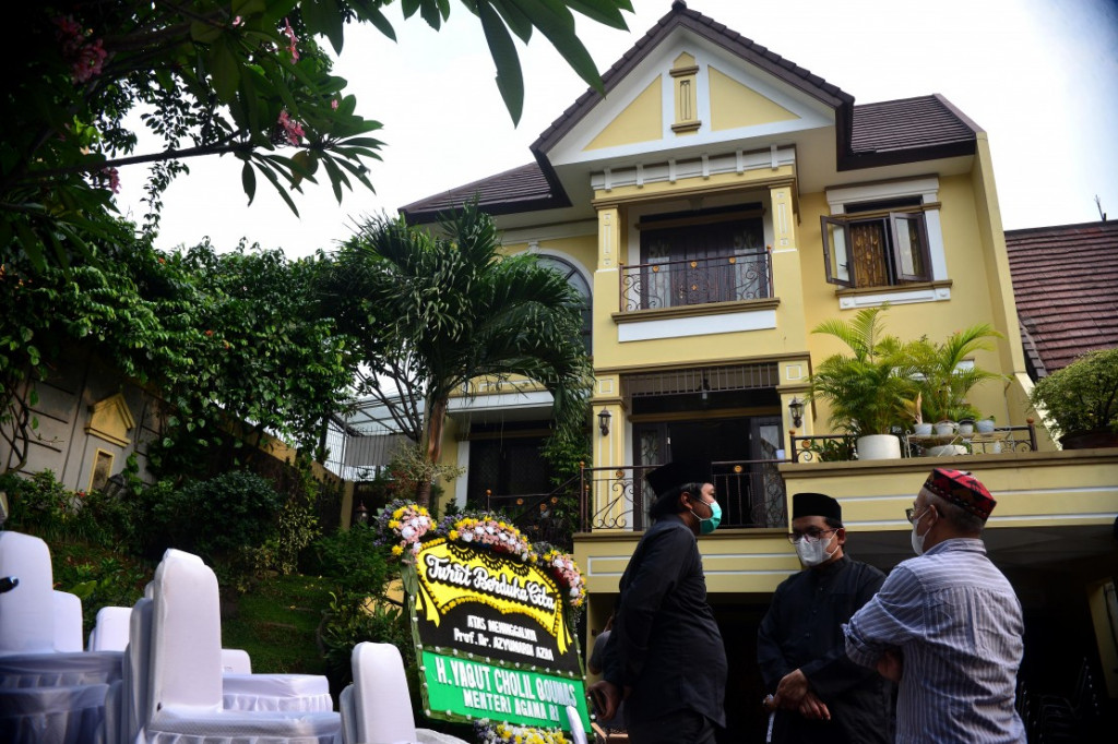 Azyumardi Azra meninggal dunia pada Minggu, 18 September 2022. Kabar meninggalnya Azyumardi Azra diungkapkan oleh Ketua Komisi Penelitian, Pendataan dan Ratifikasi Dewan Pers, Ninik Rahayu.