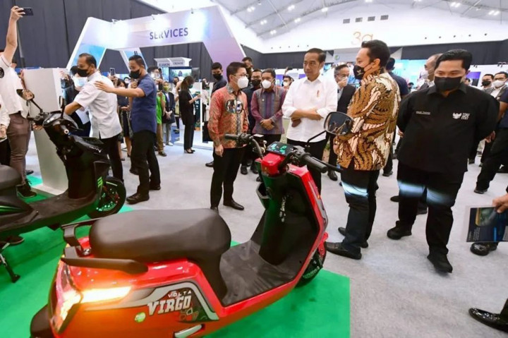 Oleh karenanya, Jokowi mengingatkan fungsi BUMN sebagai venture capital. Dengan demikian ekosistem besar startup yang dibangun bisa saling tersambung.