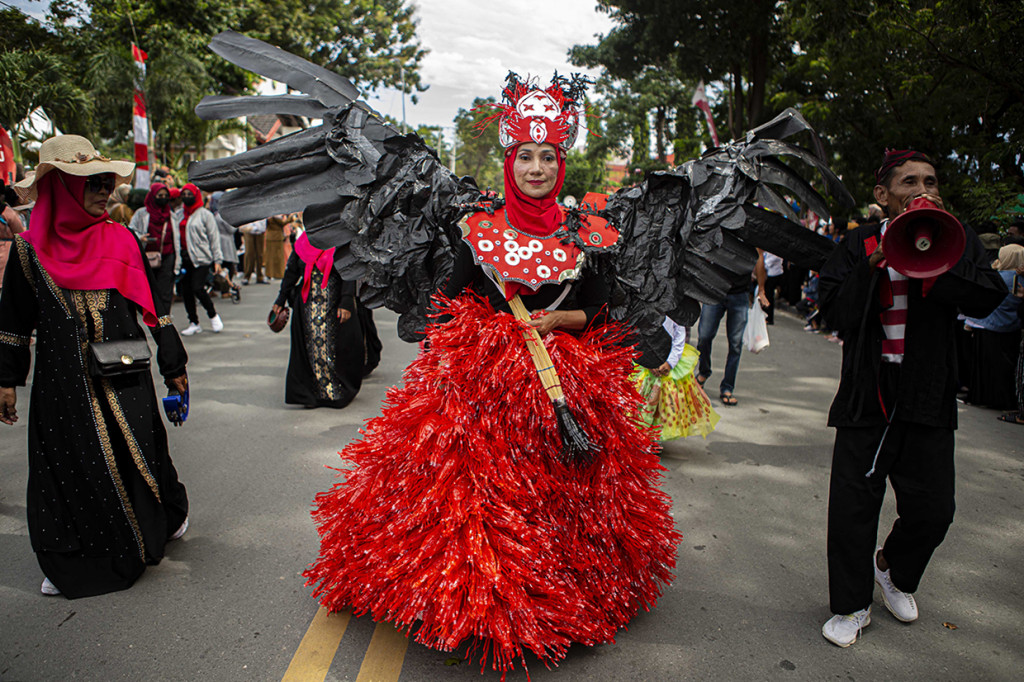 Karnaval budaya juga melibatkan Korps Marching Band Gita Abdi Praja (GAP) Kampus IPDN Regional Sulawesi Selatan. 